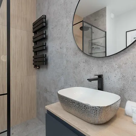 Modern With Parking & Gym By Renters Apartament Gdańsk