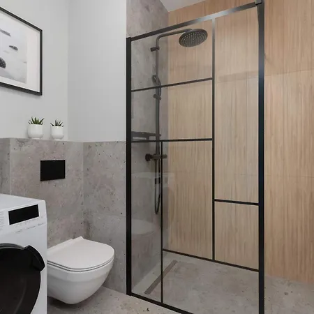 Modern With Parking & Gym By Renters Gdańsk