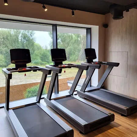 Modern With Parking & Gym By Renters アパート