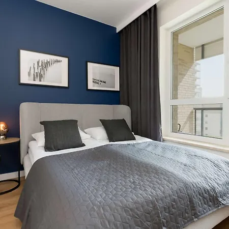 Modern With Parking & Gym By Renters Apartman *